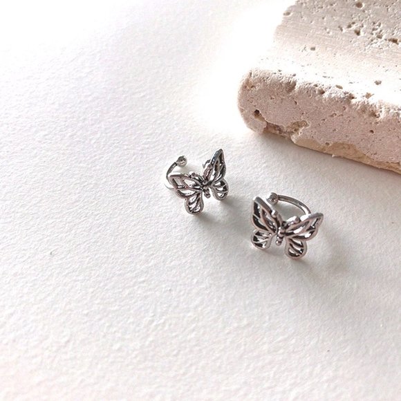 Butterfly Ear Cuffs Silver - Picture 3 of 3